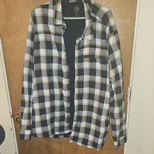 Black and White Plaid Button-Up Shirt